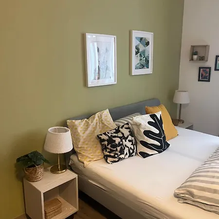 Apartment Roemerburg Burgstrasse