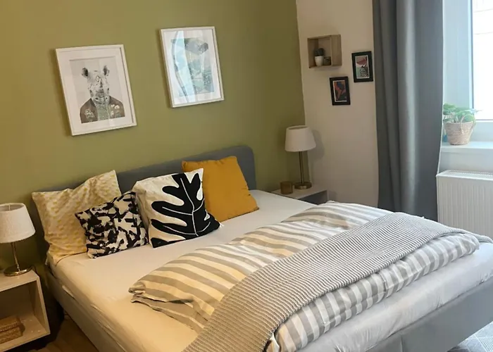 Apartment Roemerburg Burgstrasse