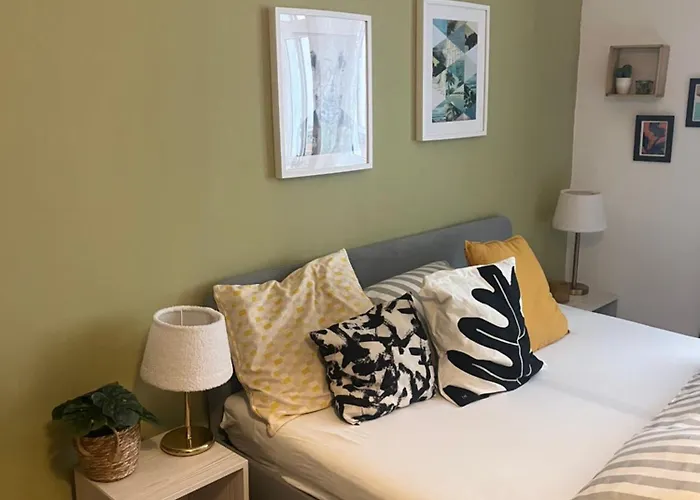 Apartment Roemerburg Burgstrasse